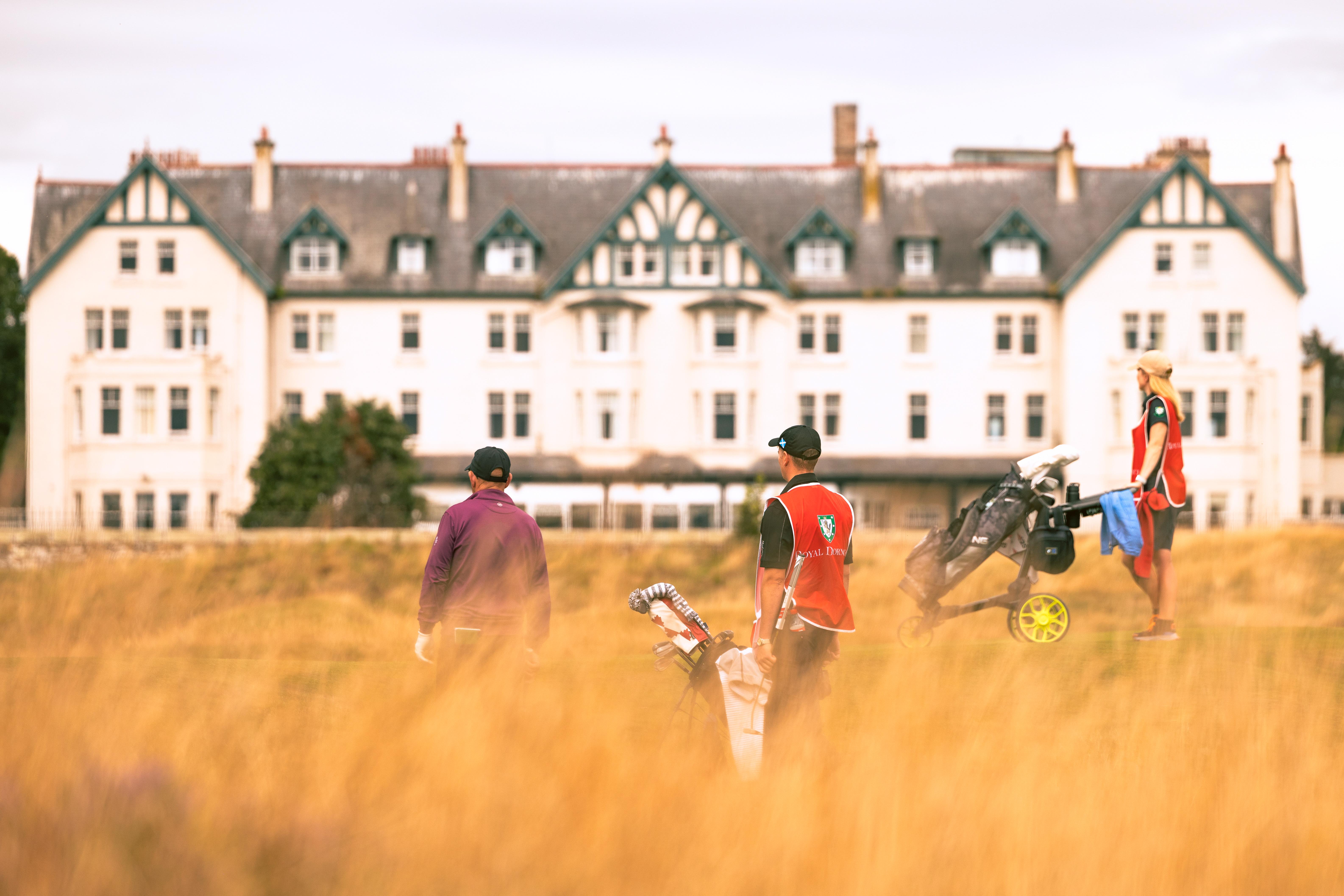 Dornoch Station Ξενοδοχείο Εξωτερικό φωτογραφία Golfers at the Old Course, St Andrews